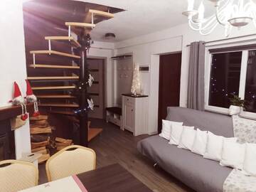 Фото номера Дом с 4 спальнями Дома для отпуска Domek "Na Gwizdówce" г. Załakowo 38